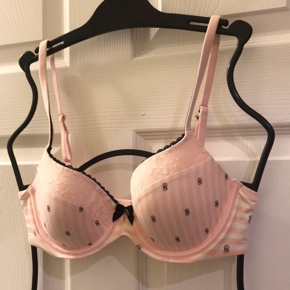 💖Victoria Secret Body by Victoria Lined Demi Bra - Picture 3 of 7